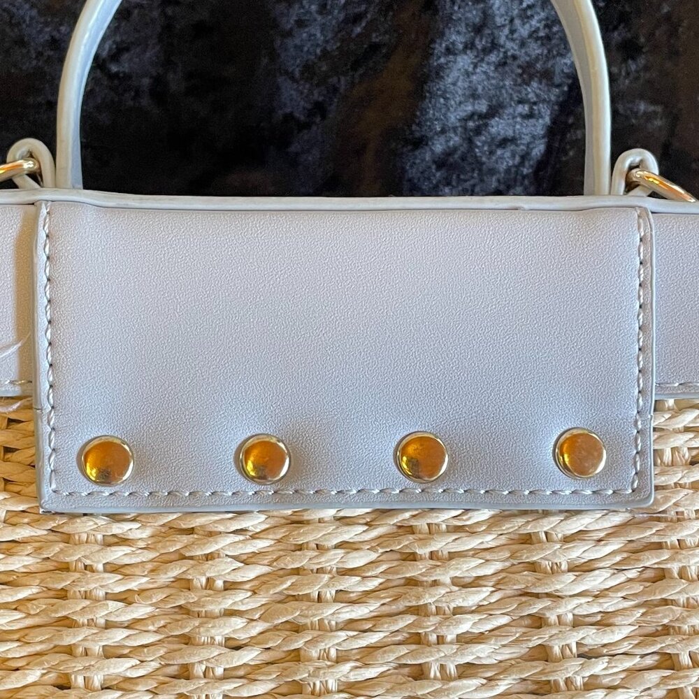Live Dreams light blue basket pill box purse - Picture 4 of 9